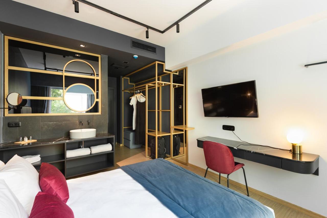 Colors Hotel เอเธนส์ ภายนอก รูปภาพ