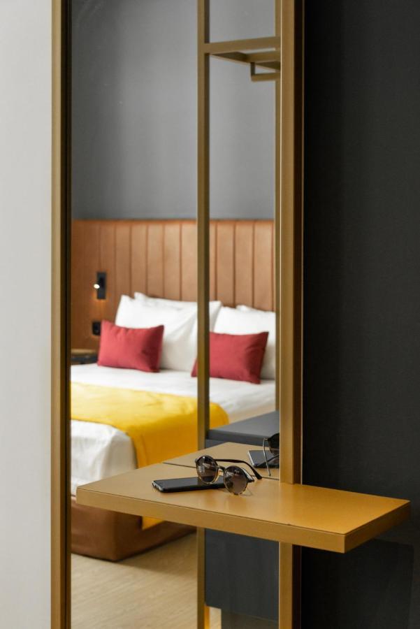Colors Hotel เอเธนส์ ภายนอก รูปภาพ