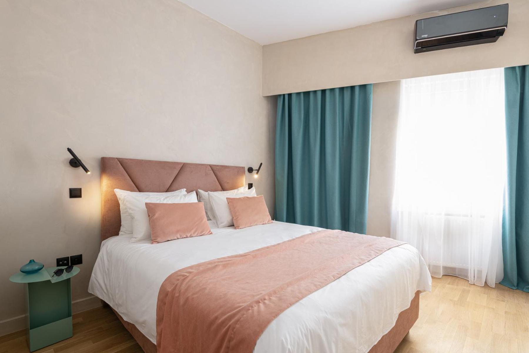 Colors Hotel เอเธนส์ ภายนอก รูปภาพ